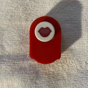 Emagination heart craft punch